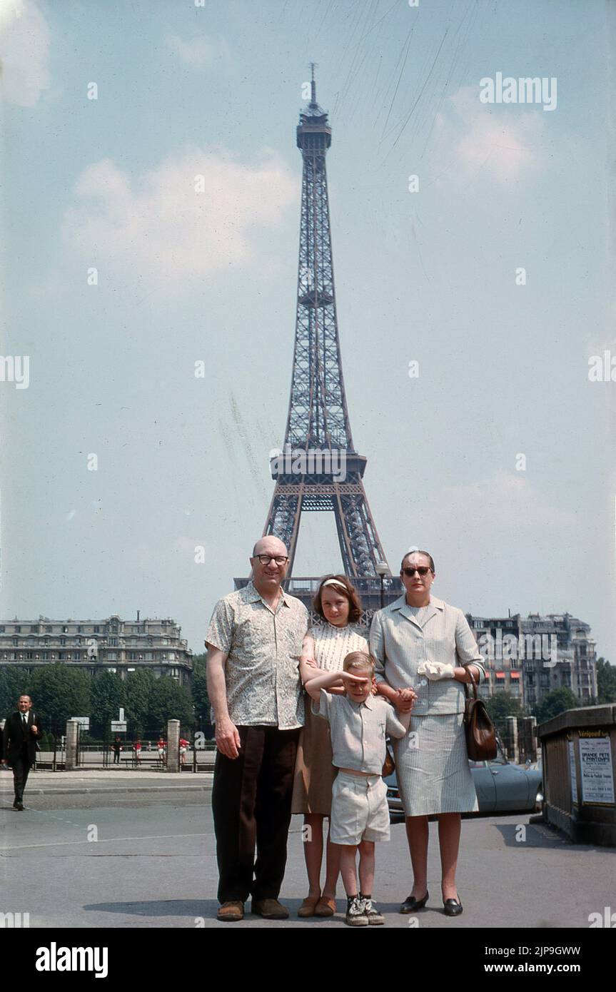 KATE POSH Cornice portafoto Parigi per vacanze in famiglia, matrimonio, fidanzamento, decorazione Parigi, Torre Eiffel (12,7 x 17,8 cm orizzontale