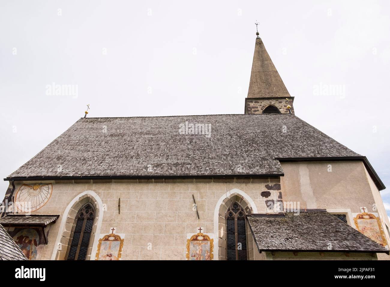 Italia, Trentino Alto Adige, Val di Funes, val di Funes, chiesa di Santa Maddalena Foto Stock