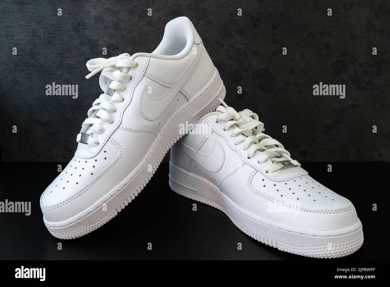 Nike air force one immagini e fotografie stock ad alta risoluzione - Alamy