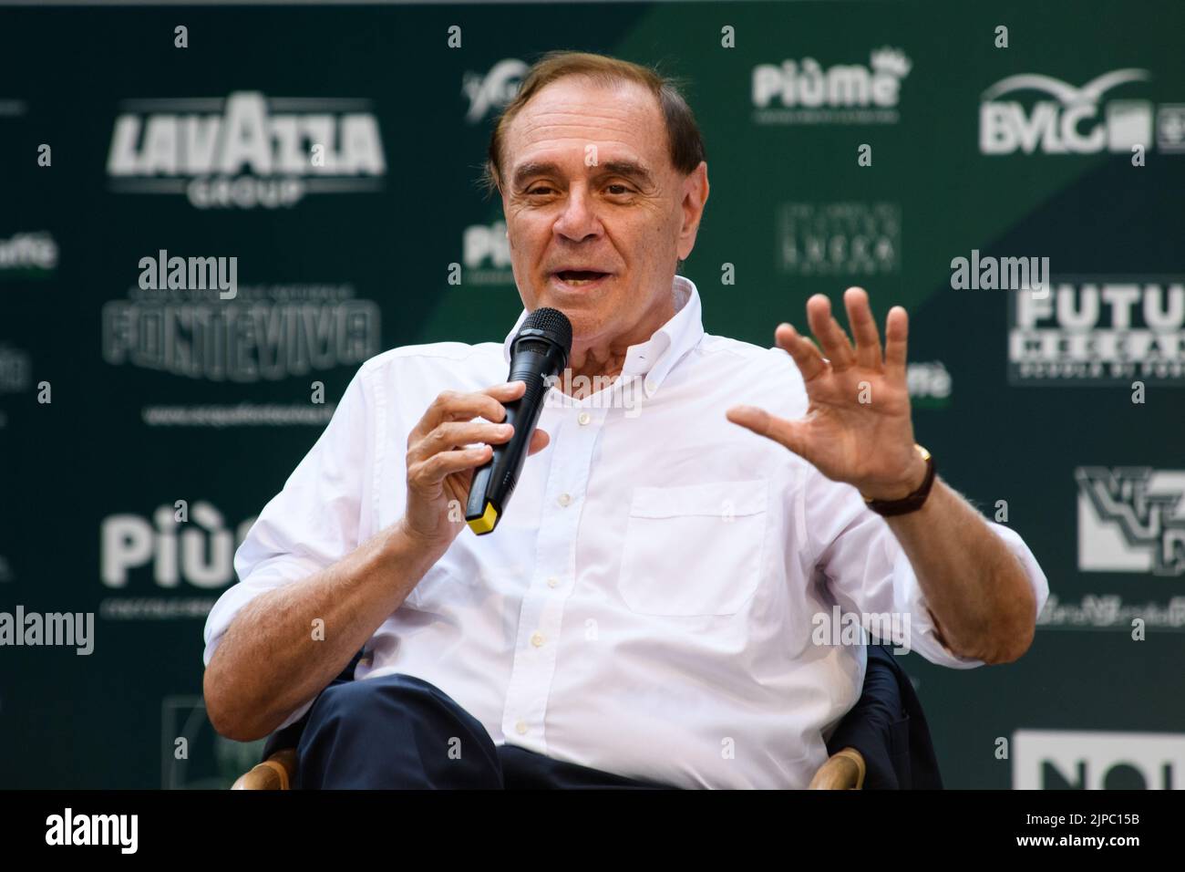 Marina di Pietrasanta, Italia. 16th ago, 2022. Clemente Mastella alla riunione del caffè della Versiliana, Clemente Mastella è leader di noi di Centro Credit: Stefano dalle Luche/Alamy Live News Foto Stock