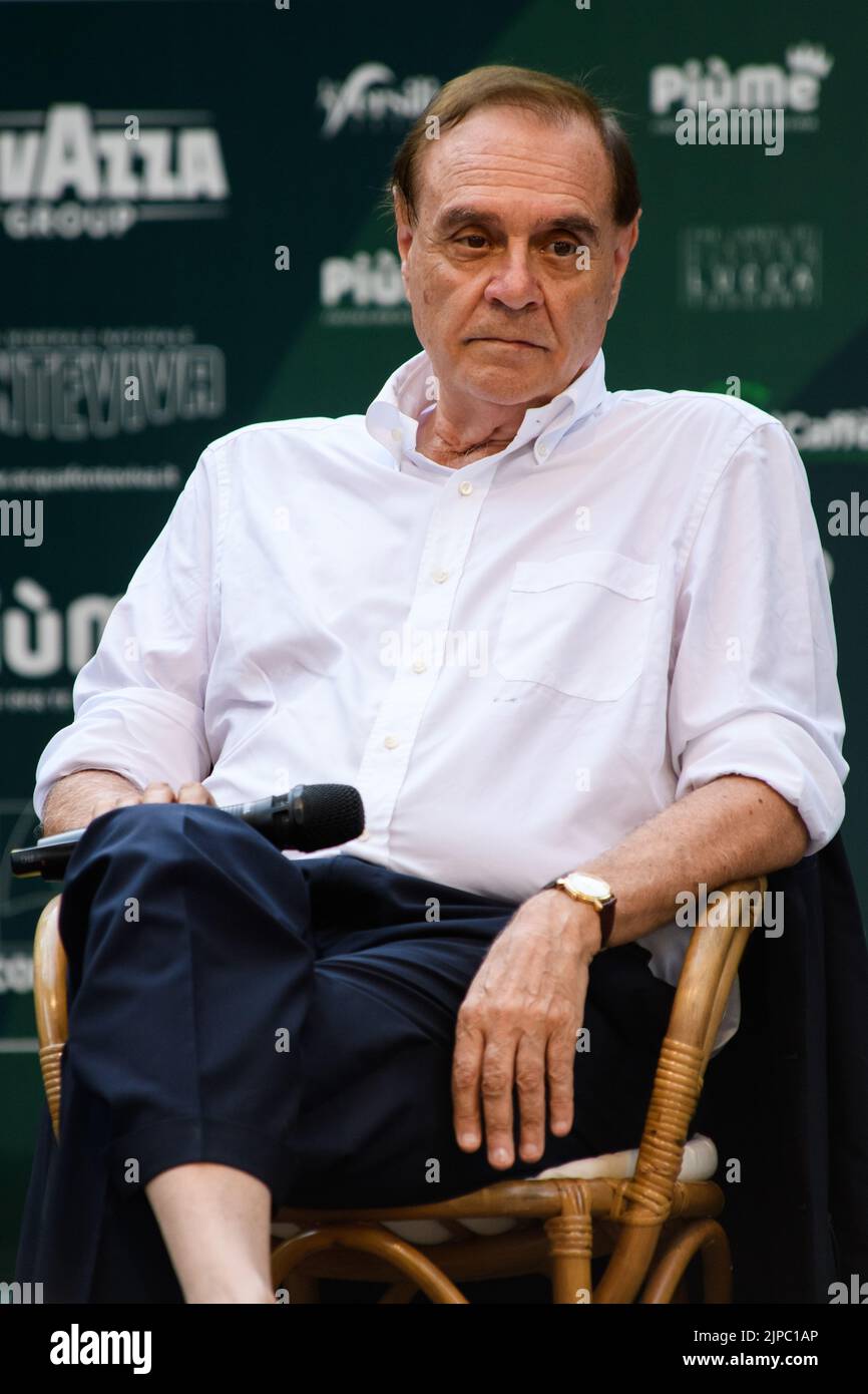 Marina di Pietrasanta, Italia. 16th ago, 2022. Clemente Mastella alla riunione del caffè della Versiliana, Clemente Mastella è leader di noi di Centro Credit: Stefano dalle Luche/Alamy Live News Foto Stock