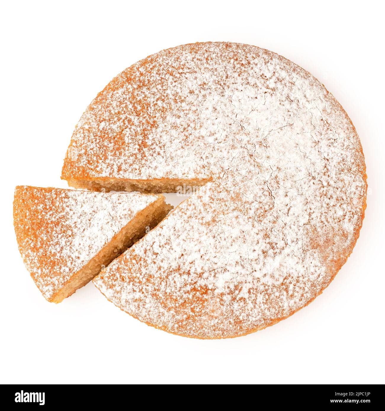 Pan di Spagna intero al limone con glassa di zucchero e tagliare il cuneo isolato su bianco. Vista dall'alto. Foto Stock