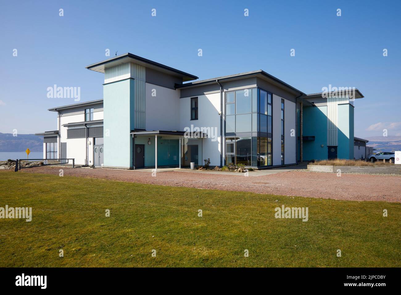 Sulle rive del Loch Fyne, il lussuoso centro termale e ricreativo del Portavadie Marina. Argyll e Bute. Scozia Foto Stock