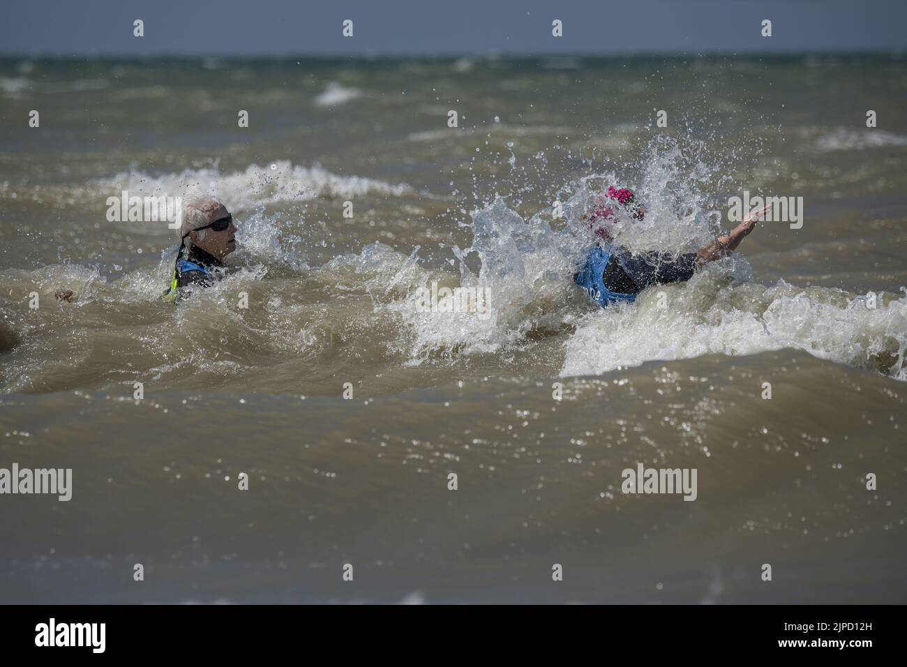 Plage de Ault Carnevale, bateaux, tracteurs remorques, voiliers Foto Stock