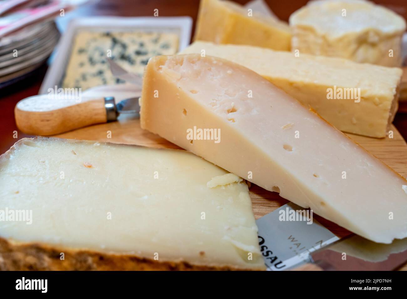 Un tradizionale Cheese Board, pranzo di Natale, Sussex, Regno Unito Foto Stock
