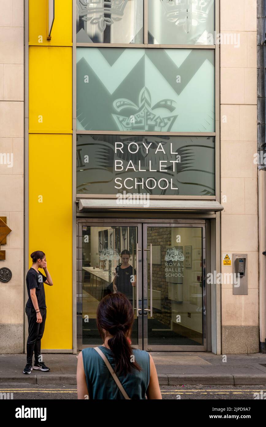 L'ingresso alla Royal Ballet School, Covent Garden, Londra. Foto Stock
