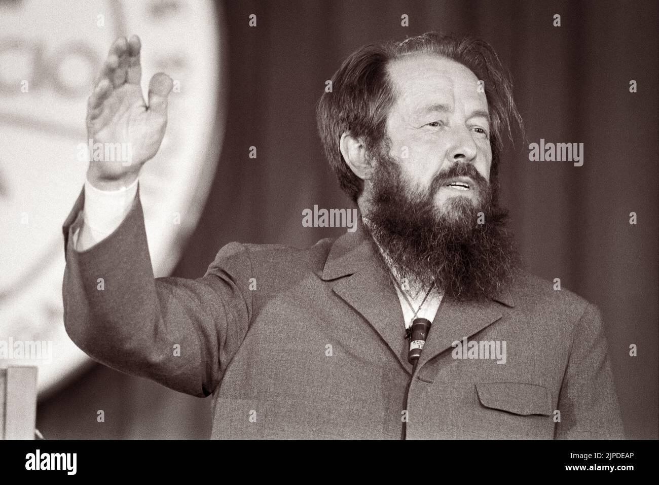 Il dissidente sovietico Aleksandr Solzhenitsyn ha parlato ad una riunione dell'AFL-cio a Washington, D.C., pronunciando il suo avvertimento all'Occidente il 30 giugno 1975. (USA) Foto Stock