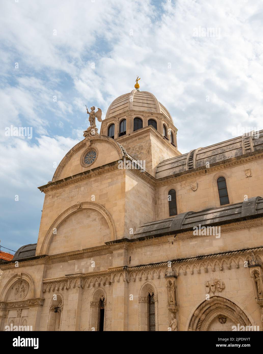 Cattedrale di san Giacomo nella città di Sibenik, Croazia. Antico edificio cristiano, parte del patrimonio dell'UNESCO. Foto Stock