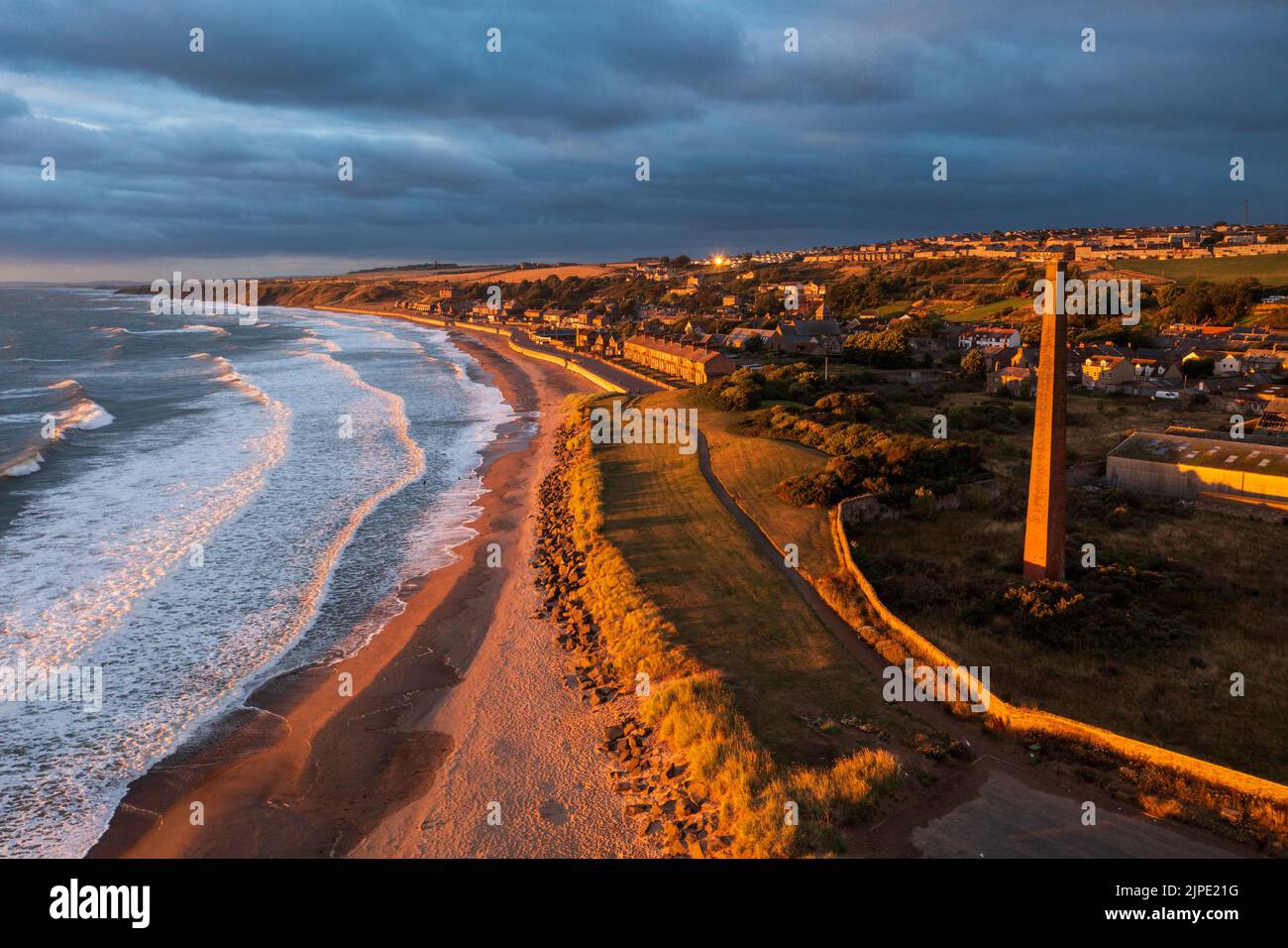 Appena a sud dell'estuario di Tweed vicino a Berwick upon Tweed, si trova il piccolo villaggio costiero di Spittal sulla costa del Northumberland. Foto Stock