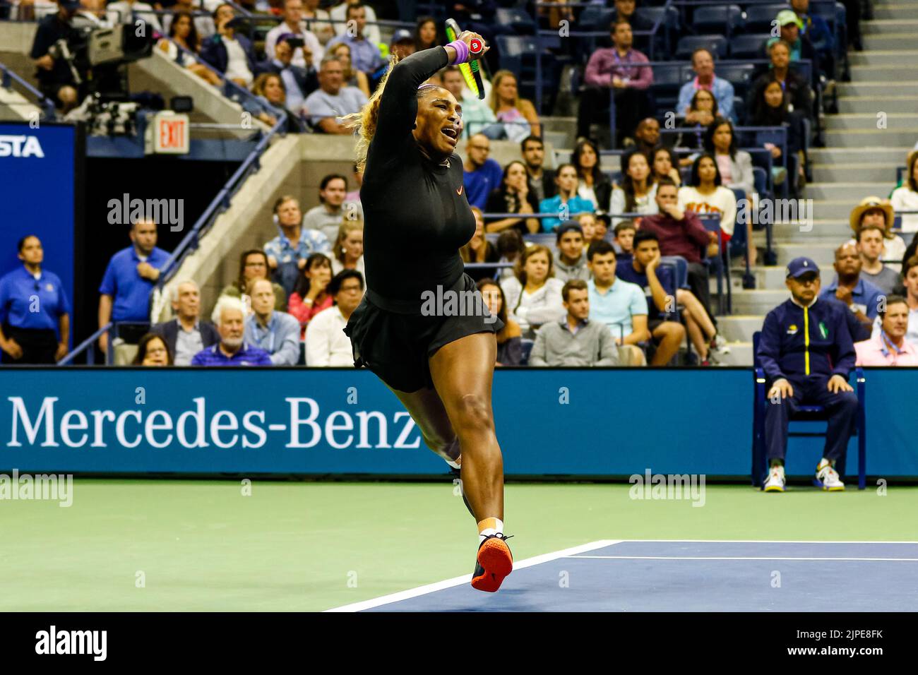 New York City, Stati Uniti. 29th ago, 2019. Serena Williams gioca al US Open 2019 Credit: Independent Photo Agency/Alamy Live News Foto Stock