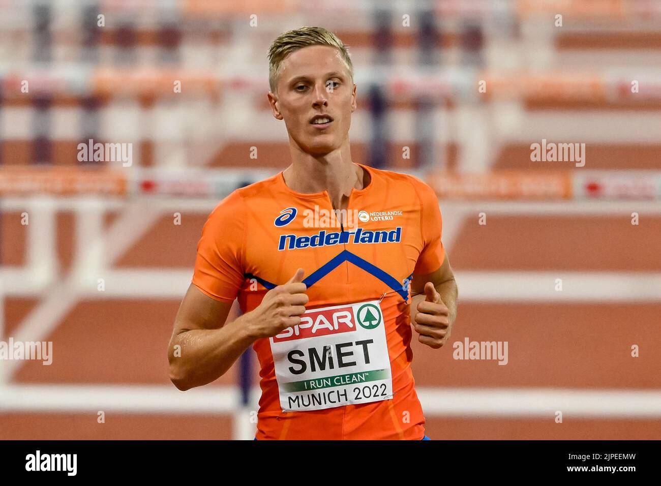 MUNCHEN, GERMANIA - 17 AGOSTO: Koen Smet dei Paesi Bassi in gara nella Semifinale maschile 110m Hurdles 2 ai Campionati europei di Monaco di Baviera 2022 all'Olympiastadion del 17 agosto 2022 a Monaco di Baviera (Foto di Andy Astfalck/BSR Agency) Foto Stock