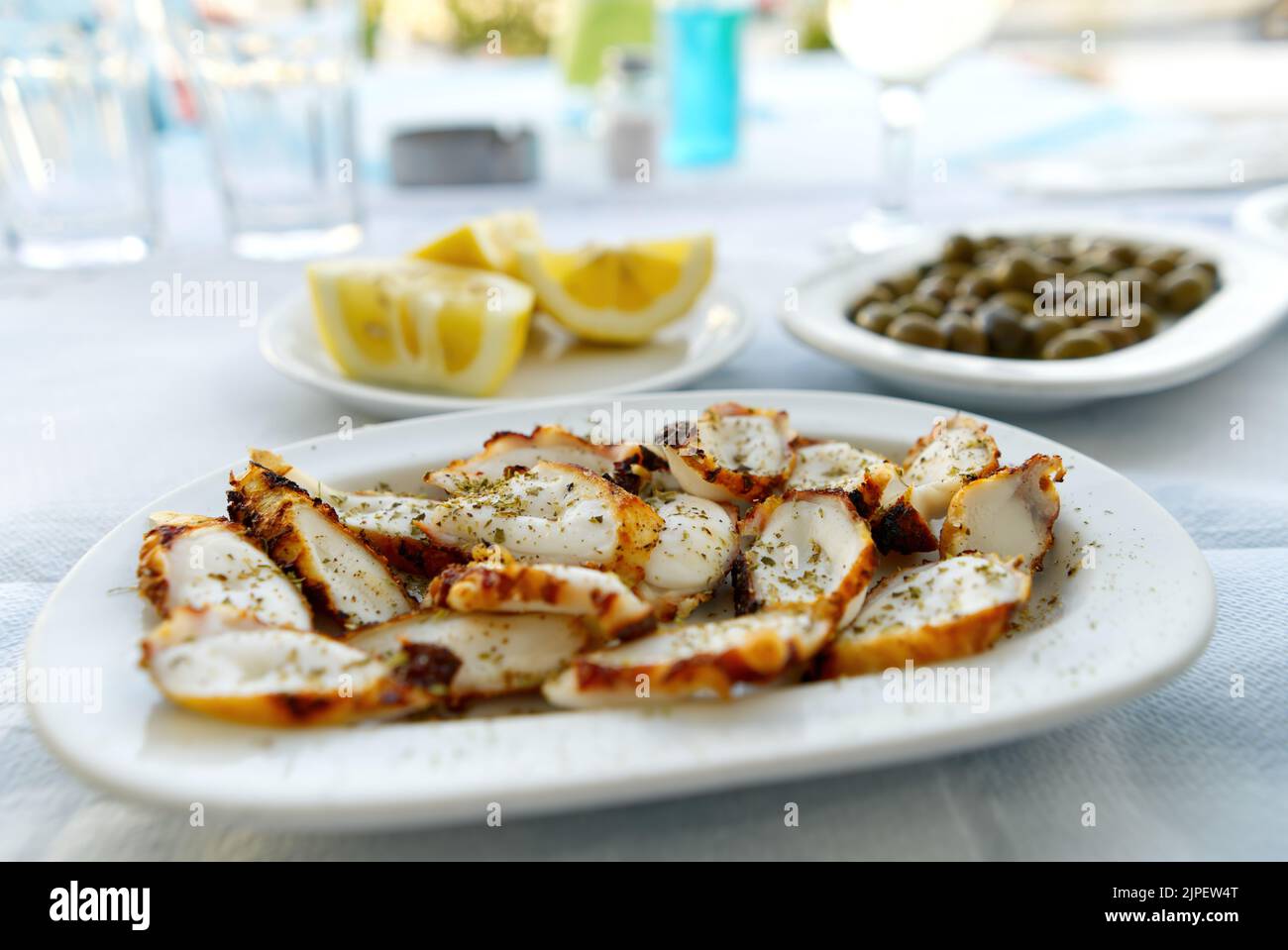 piatto di polpo in grecia ristorante Foto Stock