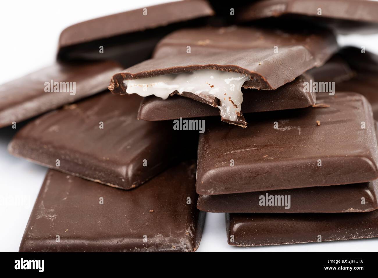 Wafer di cioccolato alla menta deliziosi e dolci. Foto Stock