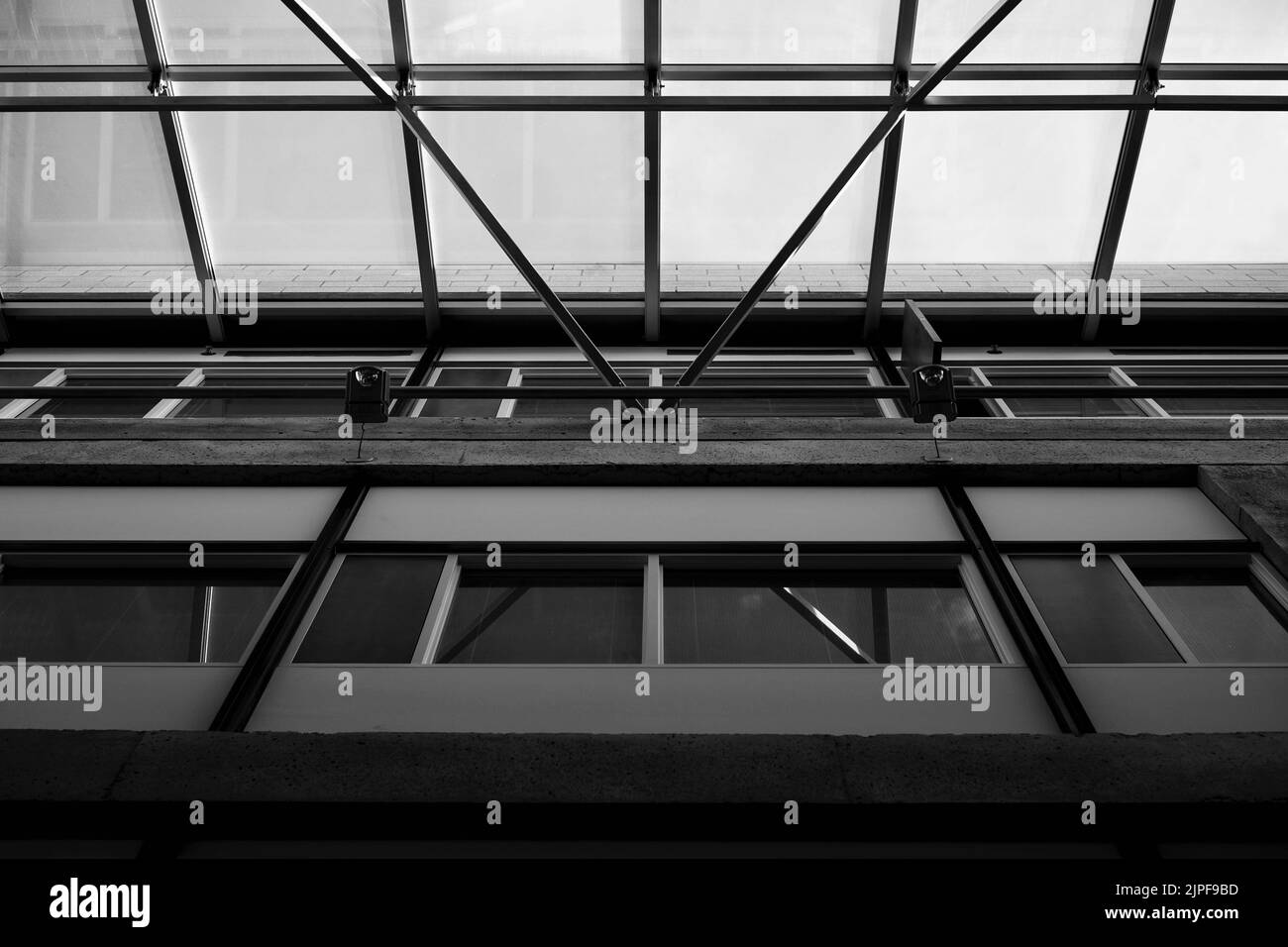 Foto creative in bianco e nero di un pavillon universitario a Montreal Foto Stock