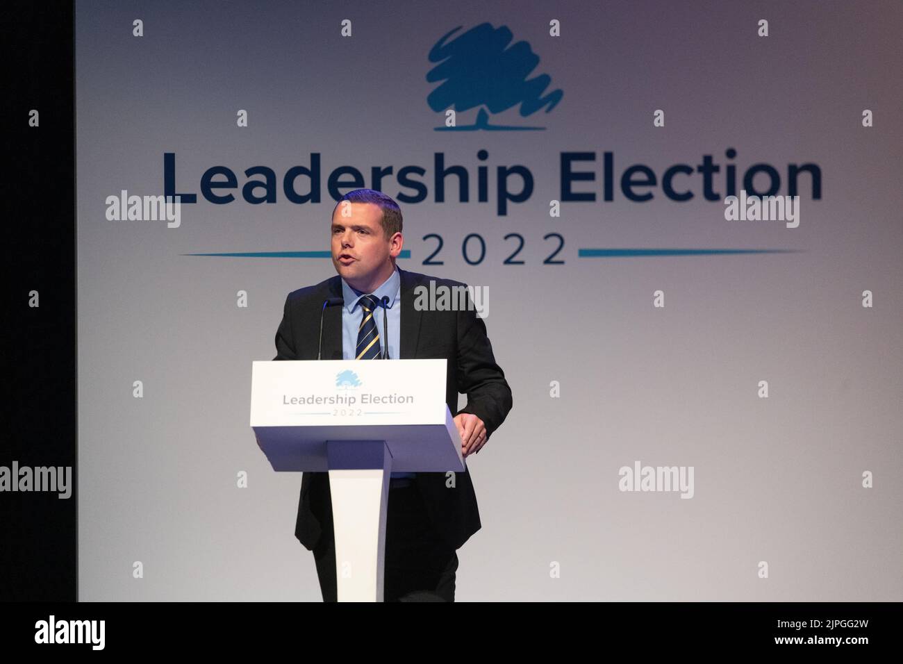 Perth Concert Hall, Perth, Scozia, Regno Unito. 16th agosto 2022 - Douglas Ross parla al Conservative Party Leadership Hustings Foto Stock