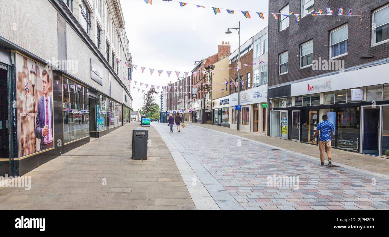 Street scene a Blackwellgate, Darlington, Inghilterra, Regno Unito Foto Stock