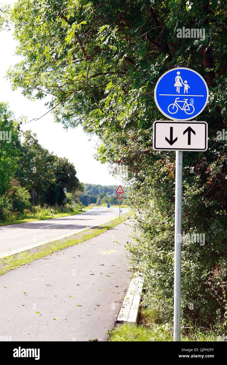 marciapiede, pista ciclabile, marciapiedi, pista ciclabile, pista ciclabile, pista ciclabile Foto Stock