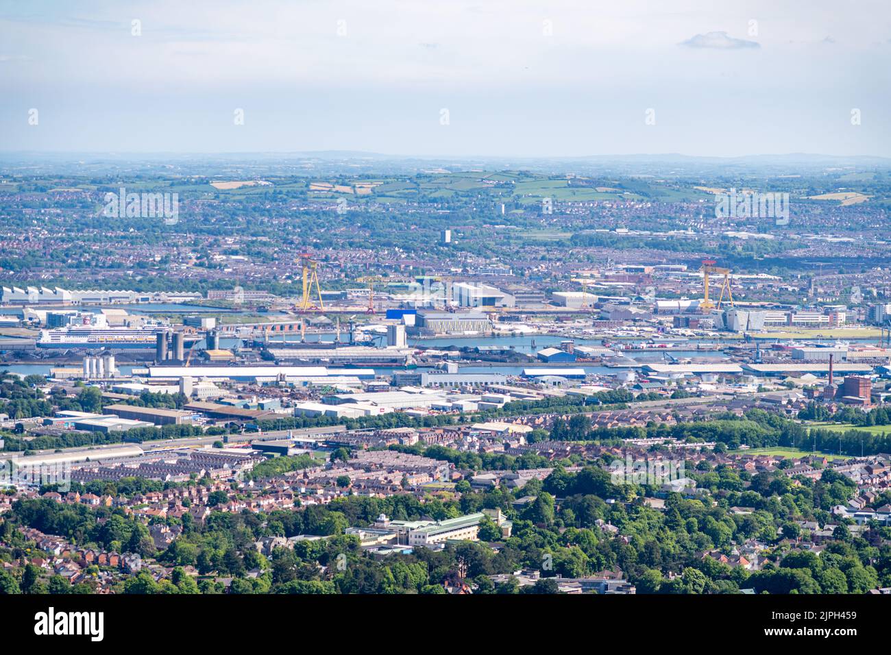 Vista di Belfast da Cave Hill, Irlanda del Nord, Regno Unito Foto Stock