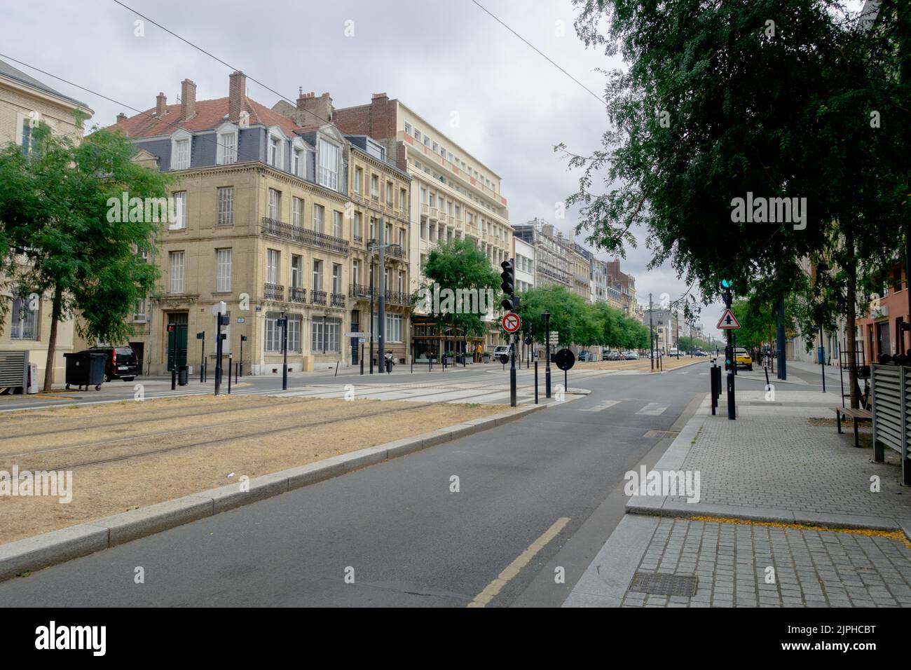 Una vista degli edifici e delle strade della città francese di le Havre Foto Stock