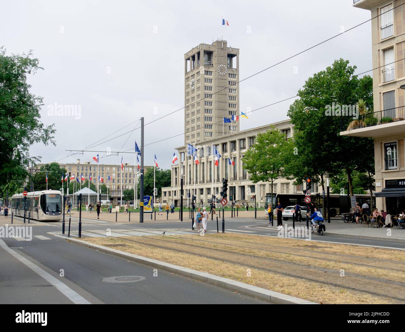 Una vista degli edifici e delle strade della città francese di le Havre Foto Stock