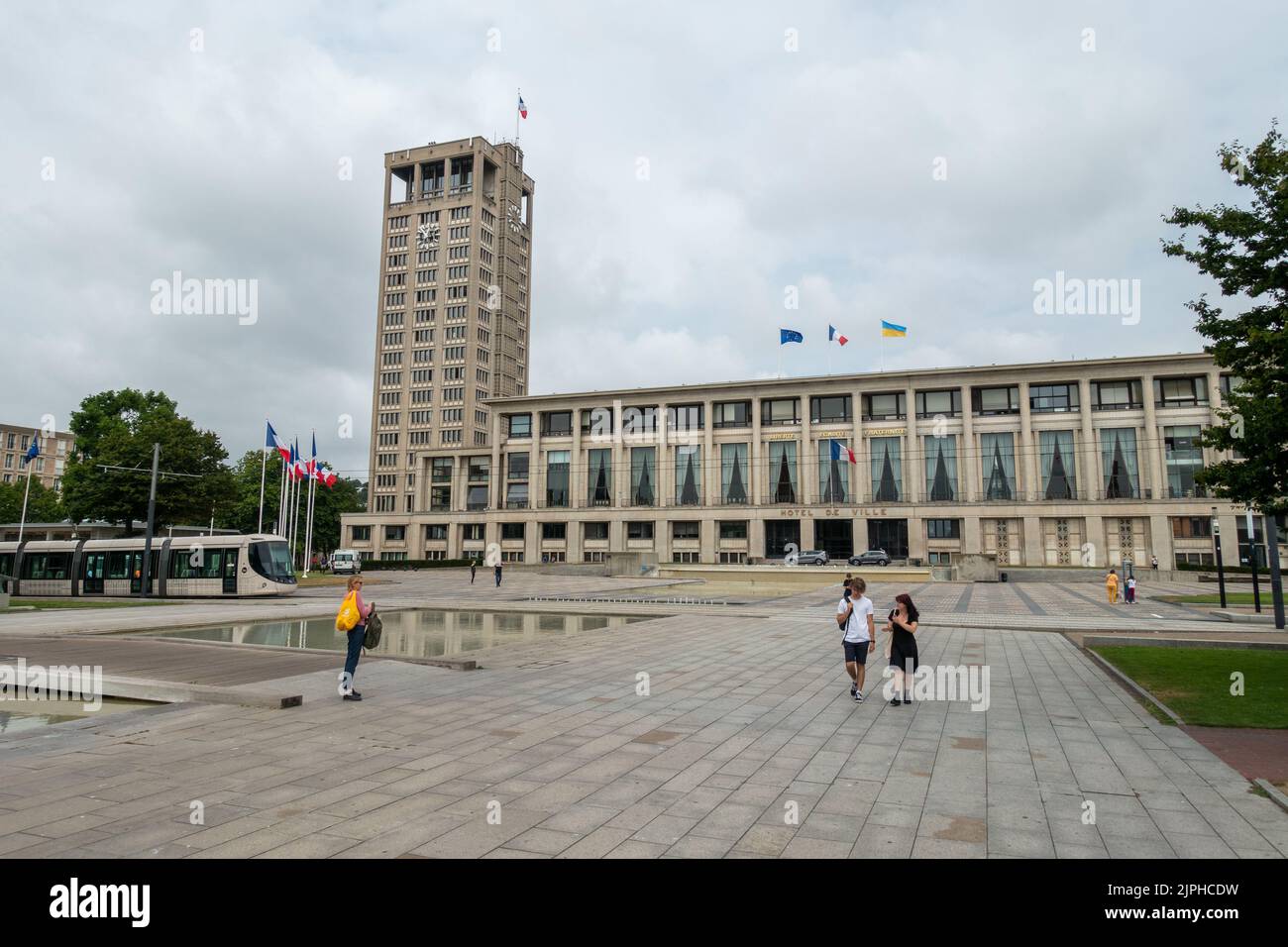 Una vista degli edifici e delle strade della città francese di le Havre Foto Stock