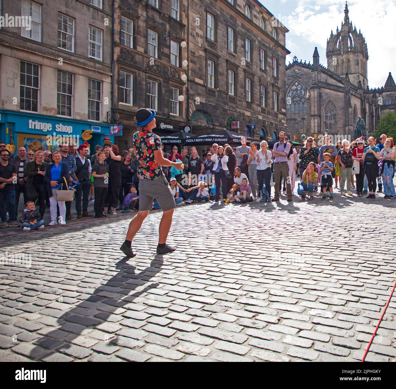 Edinburgh Festival Fringe, Juggler, 2022, Edinburgh Royal Mile Foto Stock