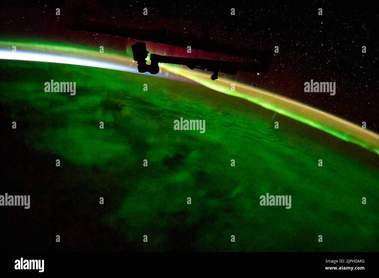 Aurora boreale o aurora boreale. Miglioramento digitale di un'immagine da parte della NASA Foto Stock