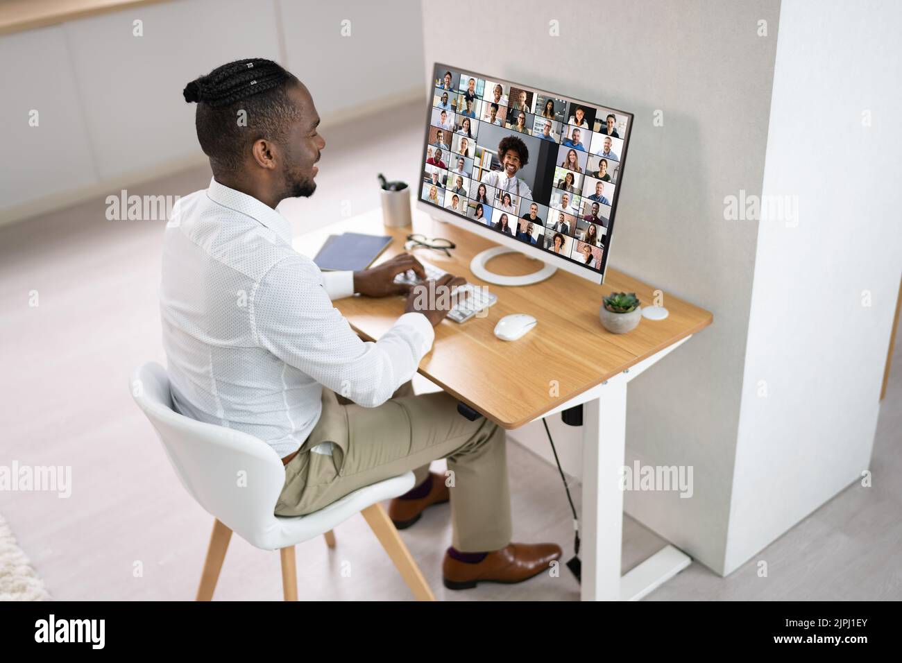 Videoconferenza online. Seminario Web remoto Foto Stock