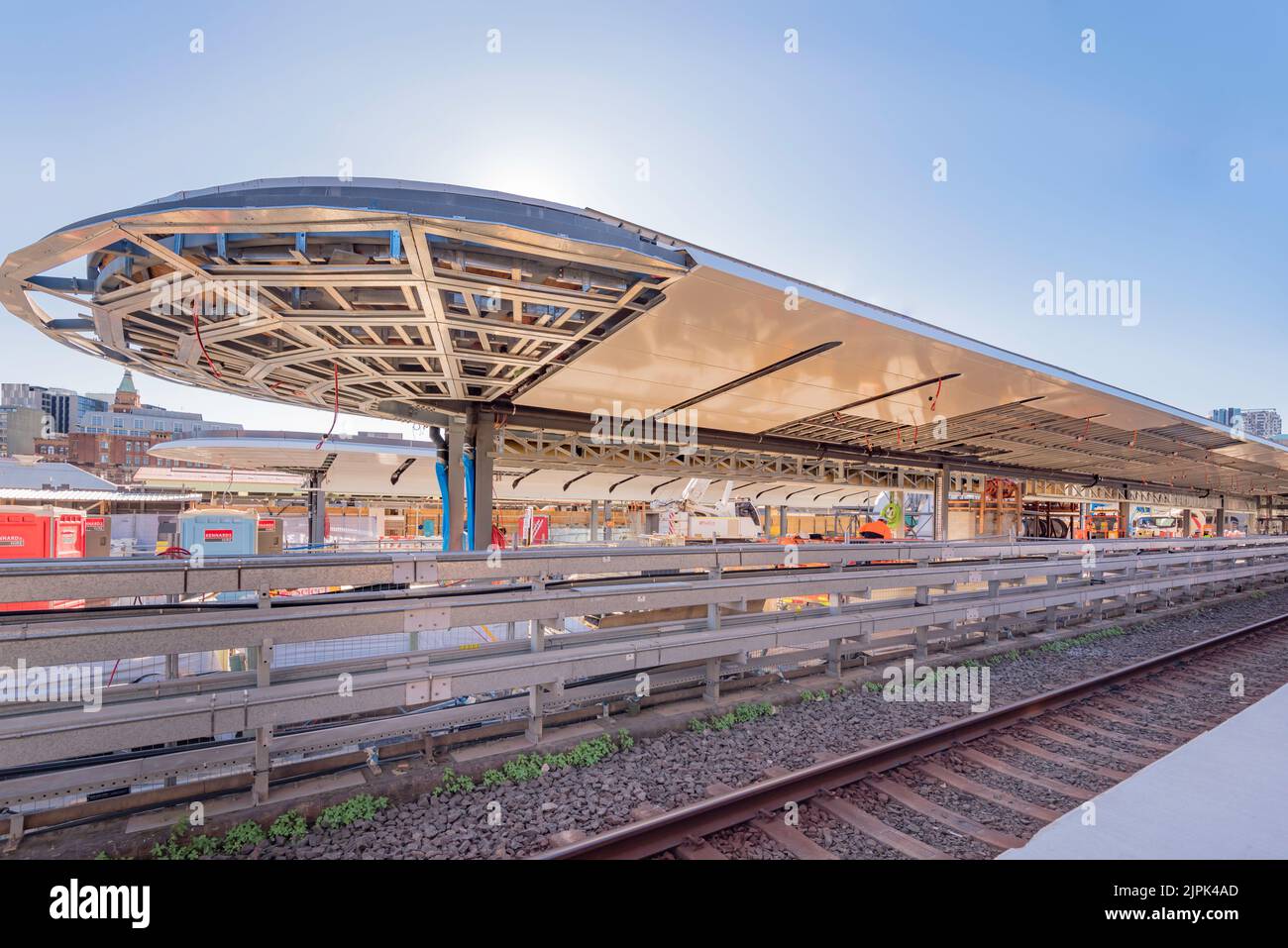 Giugno 8th 2022: Le nuove piattaforme ferroviarie della metropolitana presso la stazione centrale di Sydney, Australia, sono in fase di completamento Foto Stock