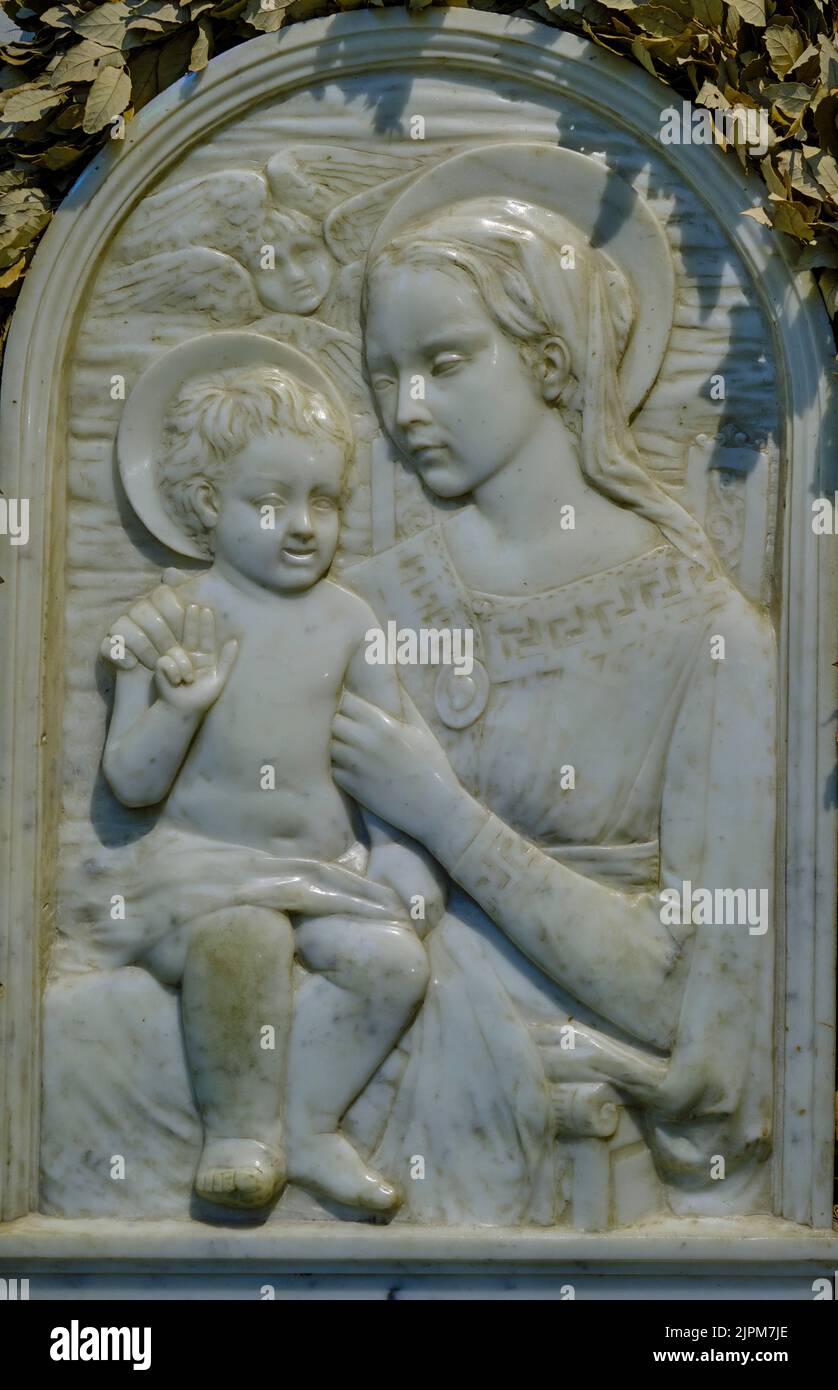 Francia, Indre et Loire, Valle della Loira, Château de Chenonceau Patrimonio Mondiale dell'UNESCO, Madonna col Bambino di Mino di Fiesole Foto Stock
