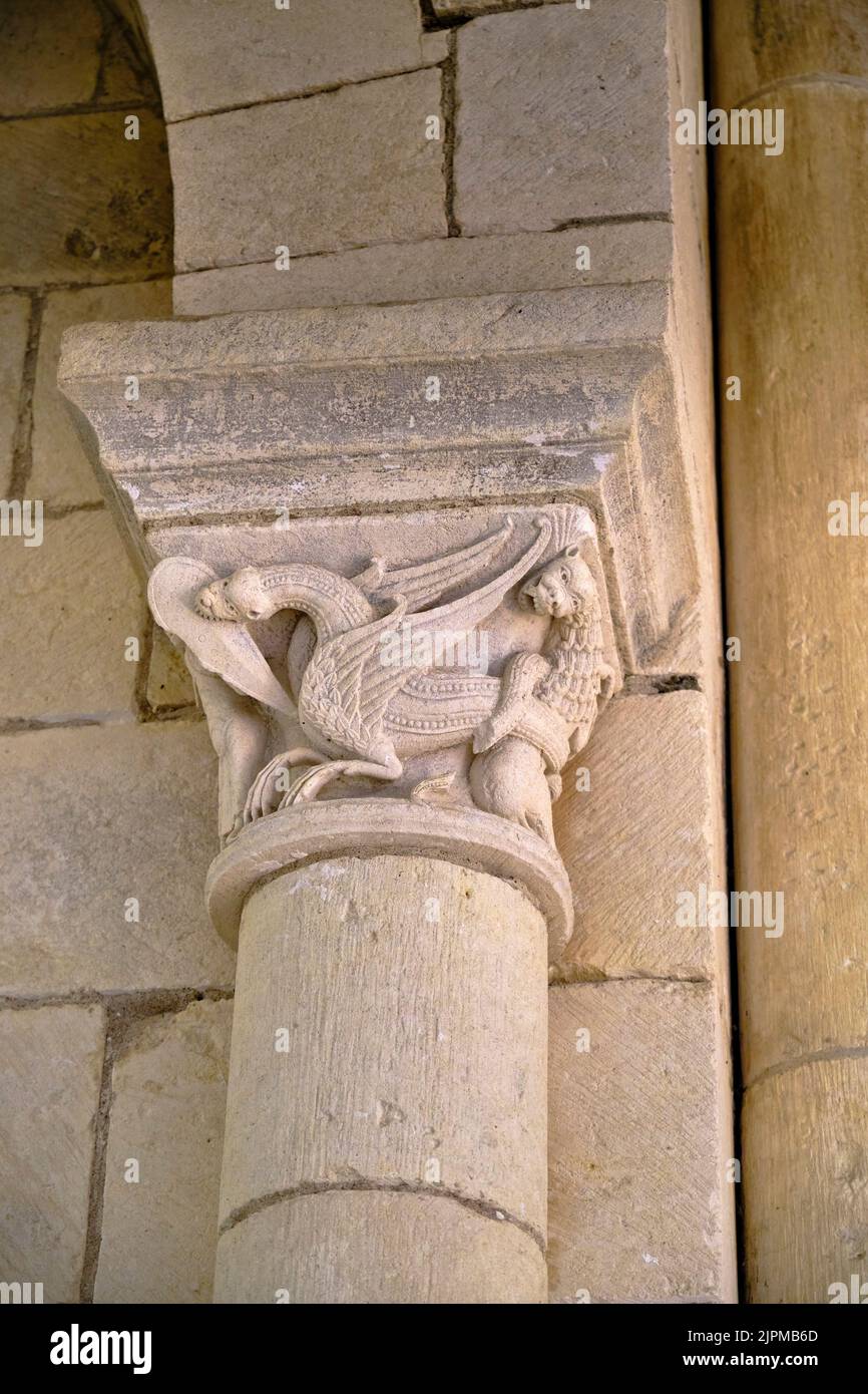 Francia, Indre (36), Creuse valley, Gargilesse-Dampierre, i più bei villaggi di Francia, la chiesa romanica del XII secolo, Cripta romana, il Foto Stock