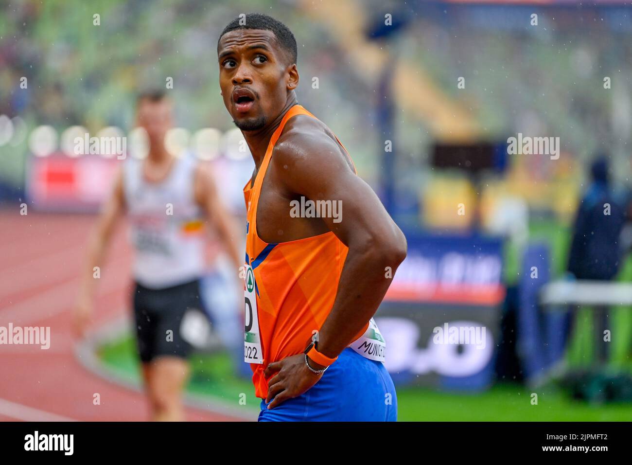 MUNCHEN, GERMANIA - 19 AGOSTO: Isayah Boers of the Netherlands in gara nella staffetta 4x400m maschile ai Campionati europei di Monaco di Baviera 2022 all'Olympiastadion il 19 agosto 2022 a Monaco di Baviera (Foto di Andy Astfalck/BSR Agency) Foto Stock
