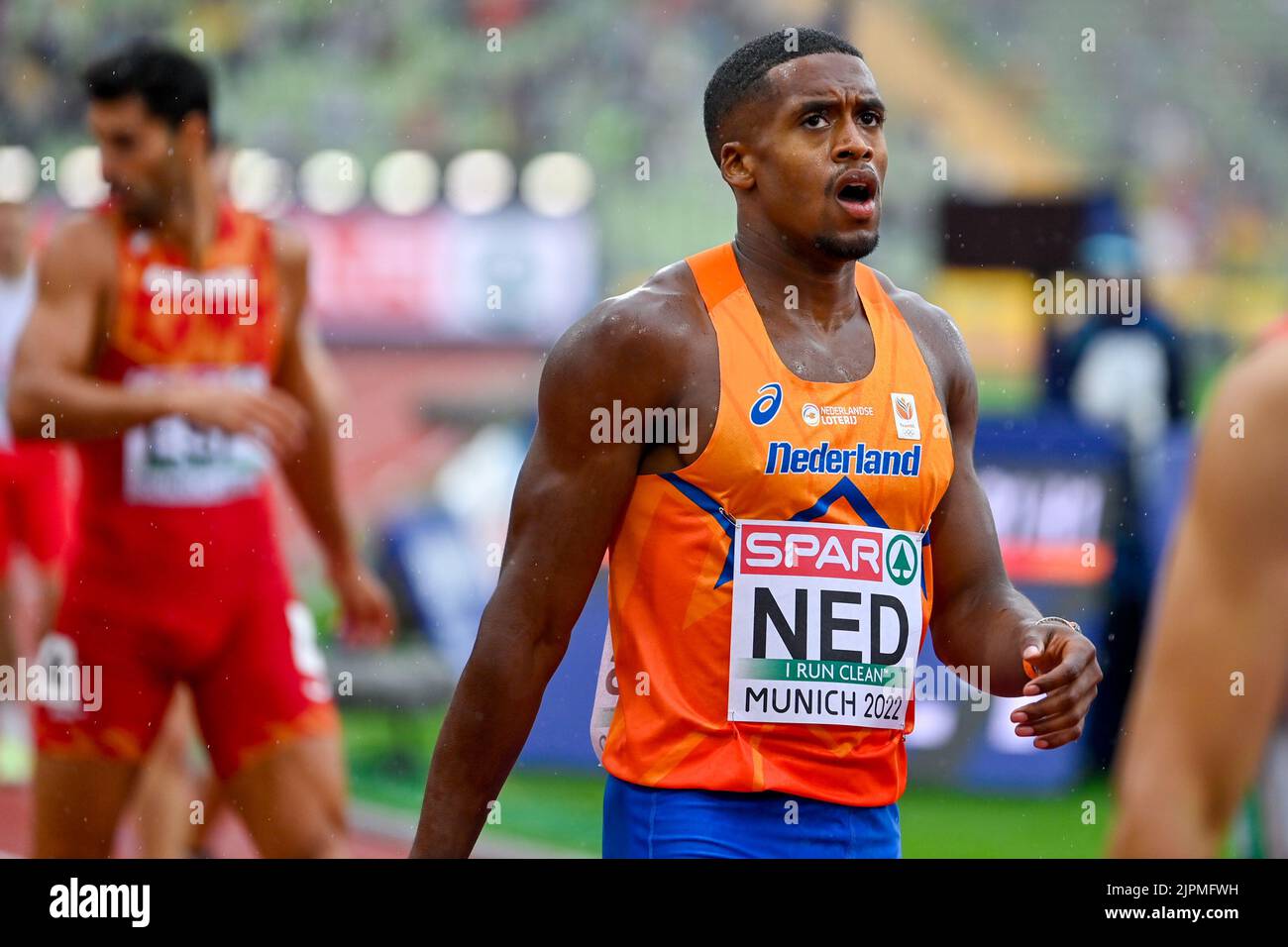 MUNCHEN, GERMANIA - 19 AGOSTO: Isayah Boers of the Netherlands in gara nella staffetta 4x400m maschile ai Campionati europei di Monaco di Baviera 2022 all'Olympiastadion il 19 agosto 2022 a Monaco di Baviera (Foto di Andy Astfalck/BSR Agency) Foto Stock