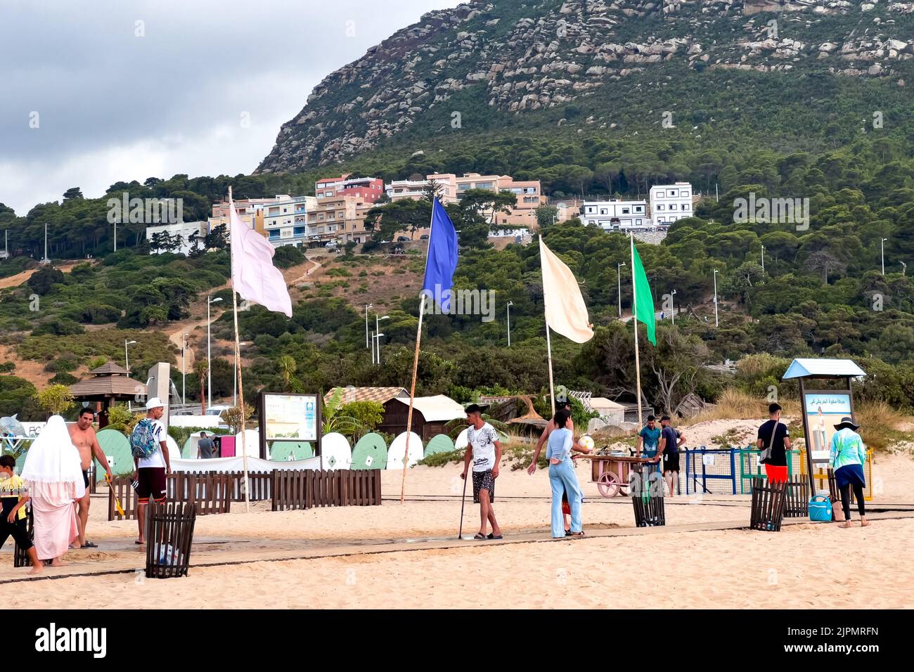 Persone che godono le loro vacanze estive Foto Stock
