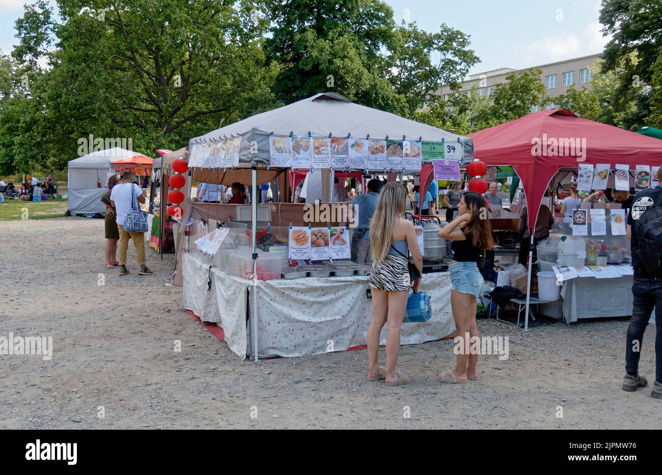 Thai Food Markt, Thaippark, Streetfood, Verkaufsstände, Preussenpark, Charlottenburg-Wilmersdorf Foto Stock