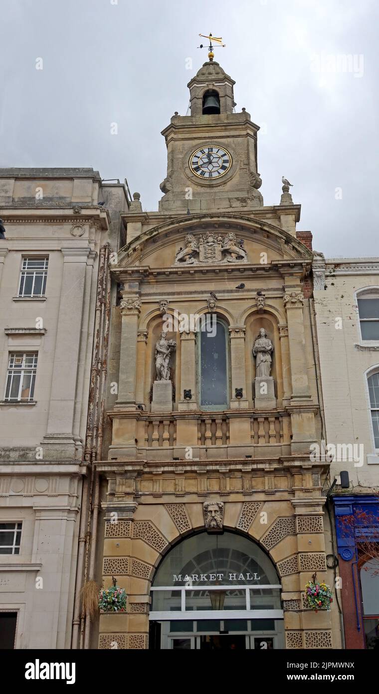 Hereford Market Hall e torre dell'orologio, High Town, Hereford, Herefordshire, Inghilterra, REGNO UNITO, HR1 2AA Foto Stock