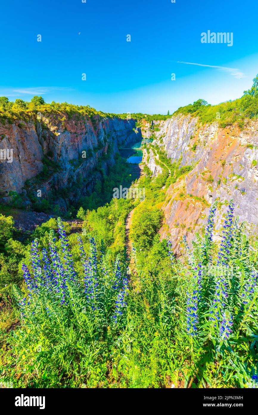 Vista panoramica della cava di calcare della piccola America (Mala America in lingua ceca). Repubblica Ceca - Boemia. Foto Stock