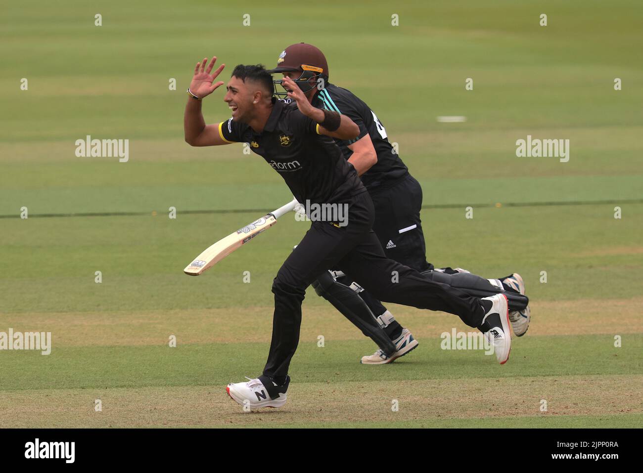 Londra, Regno Unito. 19 agosto, 2022. Londra, Regno Unito. L'Ajeet Singh-Dale di Gloucestershire mentre il Surrey prende il Gloucestershire nella Royal London One-Day Cup al Kia Oval. David Rowe/Alamy Live News Foto Stock