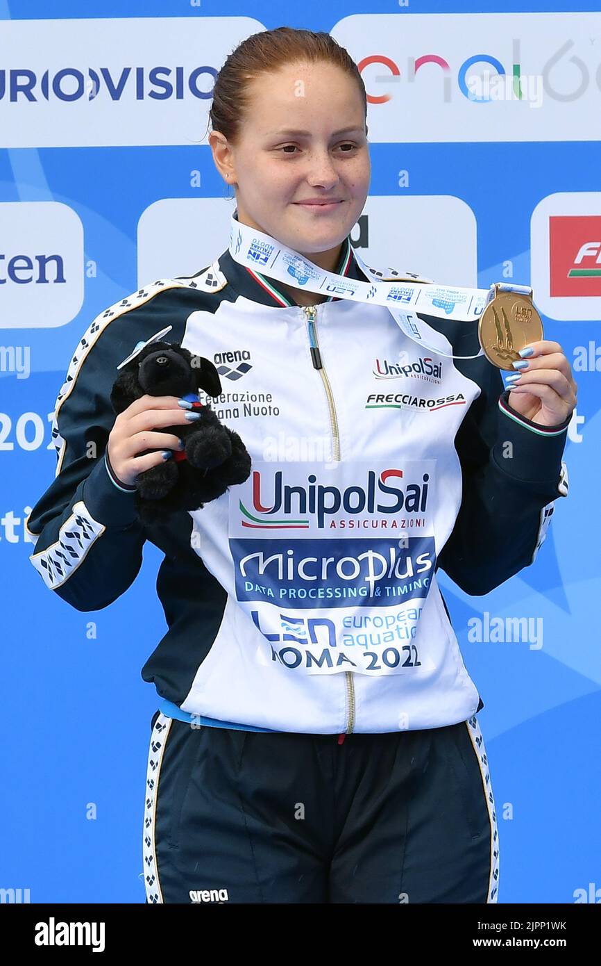 Roma, . 19th ago, 2022. Chiara Pellacani medaglia d'oro durante i Campionati europei di nuoto Roma 2022. Roma 19th Agosto 2022 Photographer01 Credit: Agenzia indipendente per le foto/Alamy Live News Foto Stock