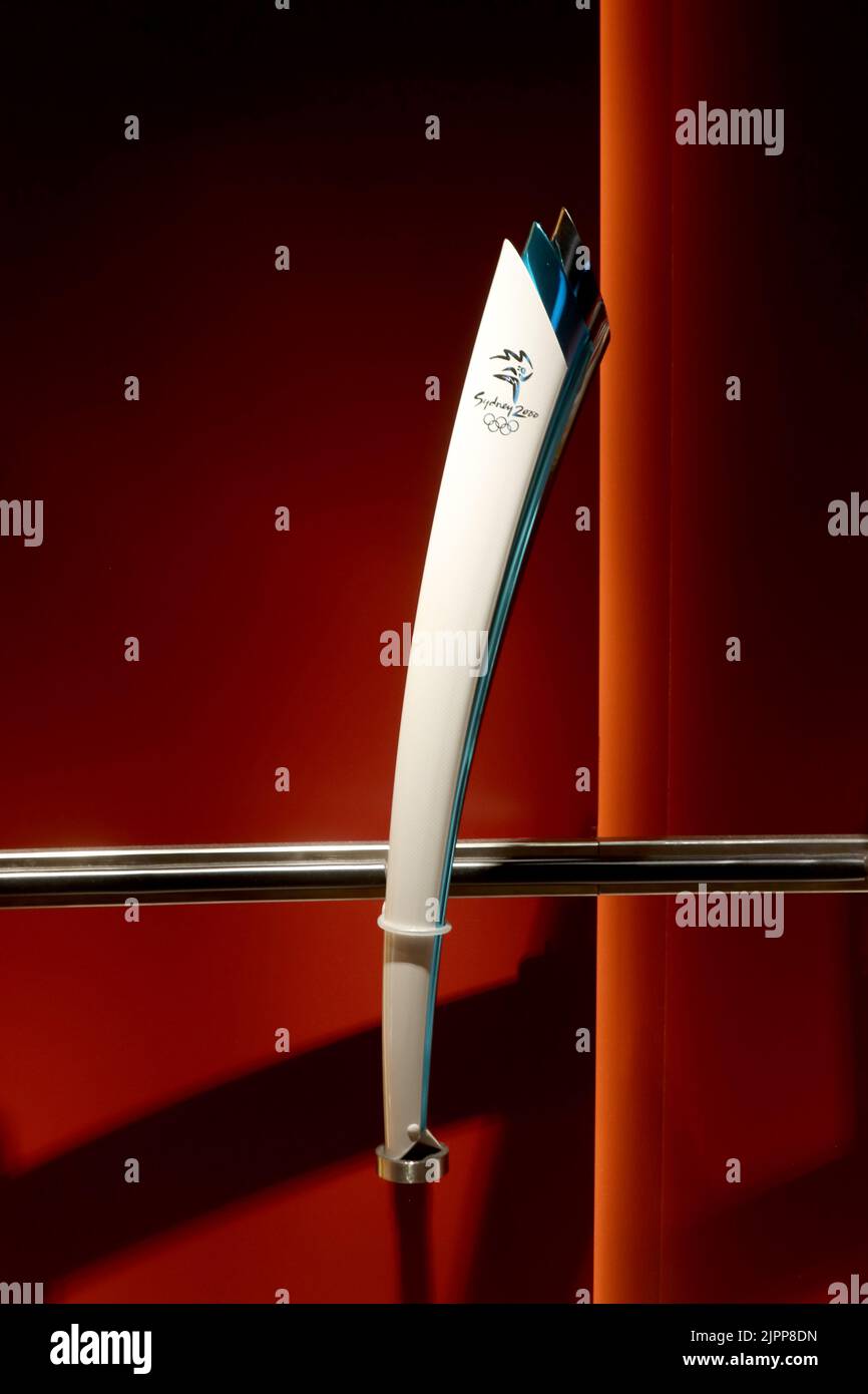 Losanna, Svizzera, 08.17.2022, torcia olimpica di Sydney al Museo Olimpico di Losanna, sale interne, look dei giochi, mascotte, Museo Olimpico, SW Foto Stock