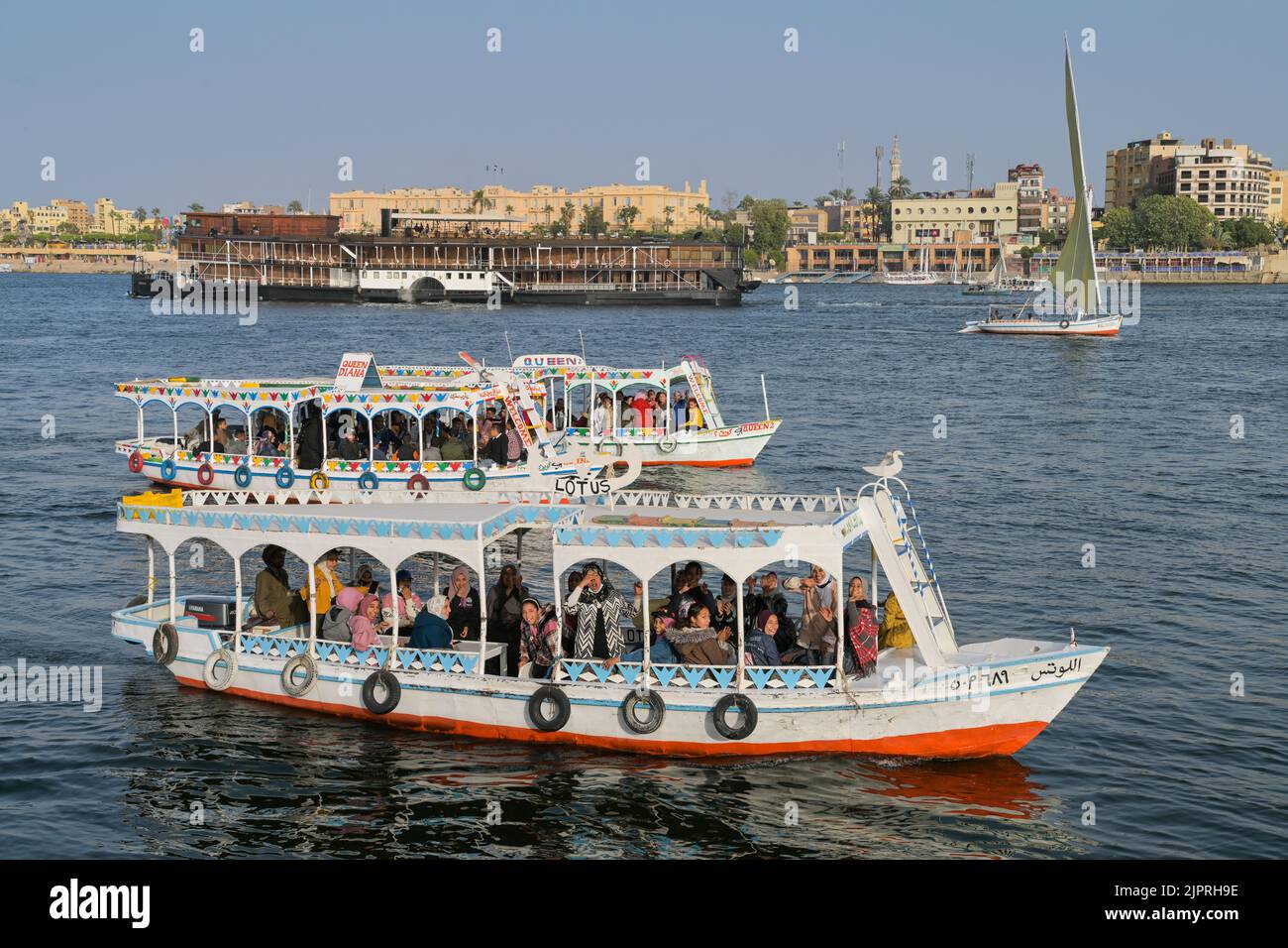 Barche escursione sul Nilo a Luxor, Egitto, Africa Foto Stock
