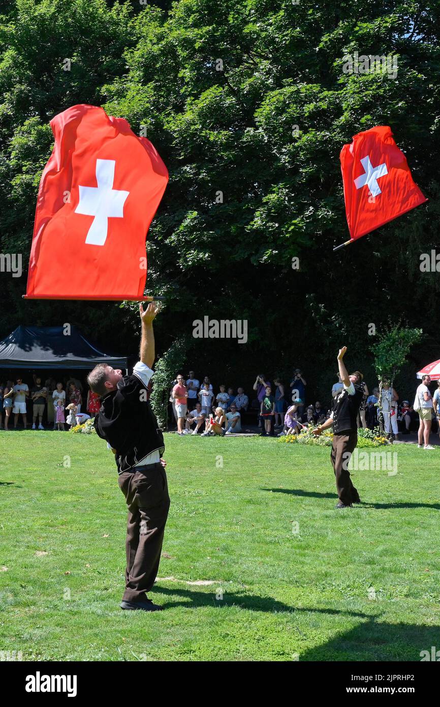 Bandiere d'allarme, Interlaken, Svizzera Foto Stock