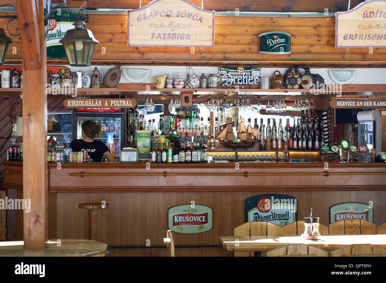 Pub interno in Ungheria, Badacsonytomaj Foto Stock