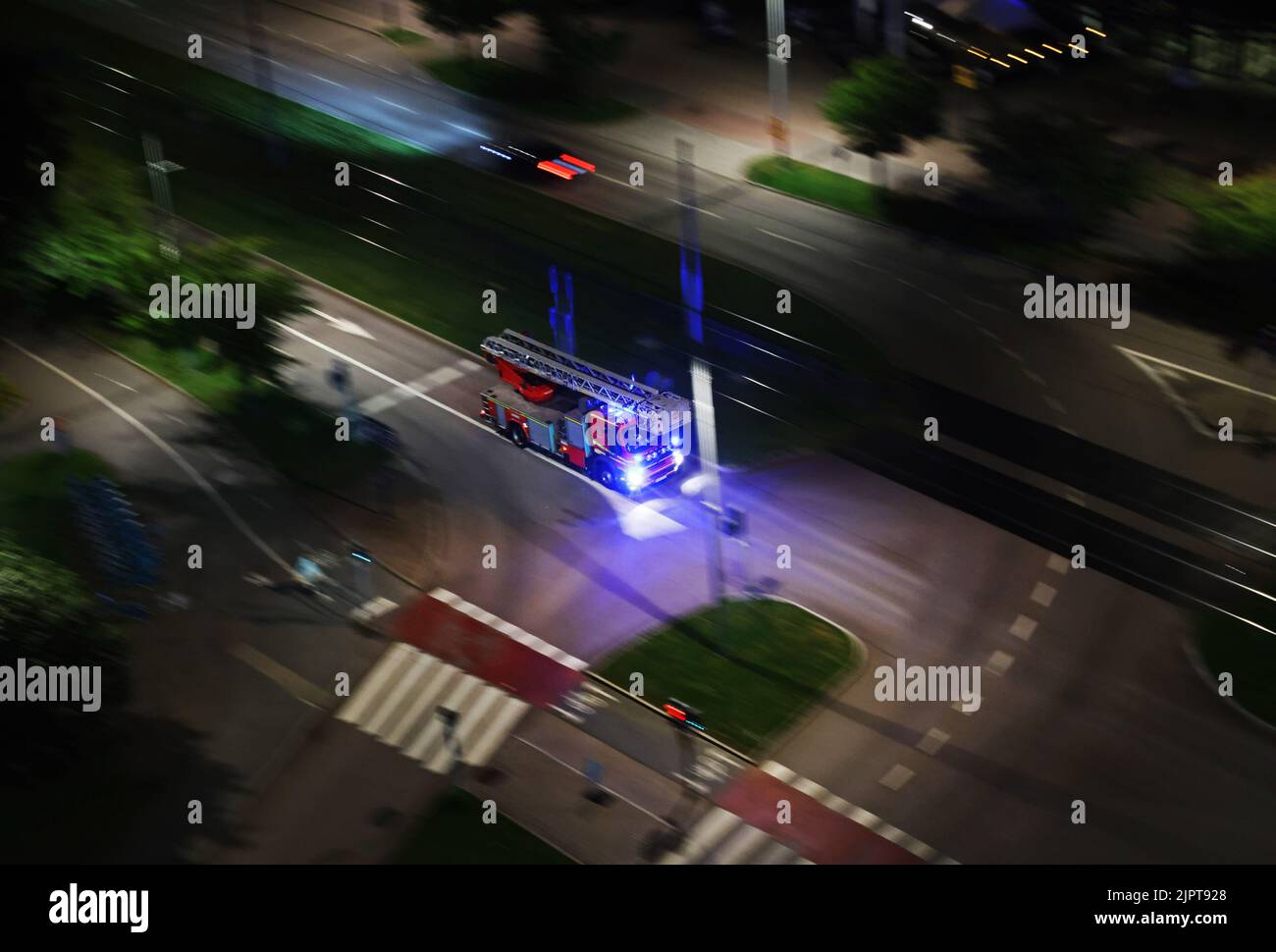 Camion di soccorso su chiamata durante il lunedì sera nella città di Gotheburg, Svezia. Foto Stock