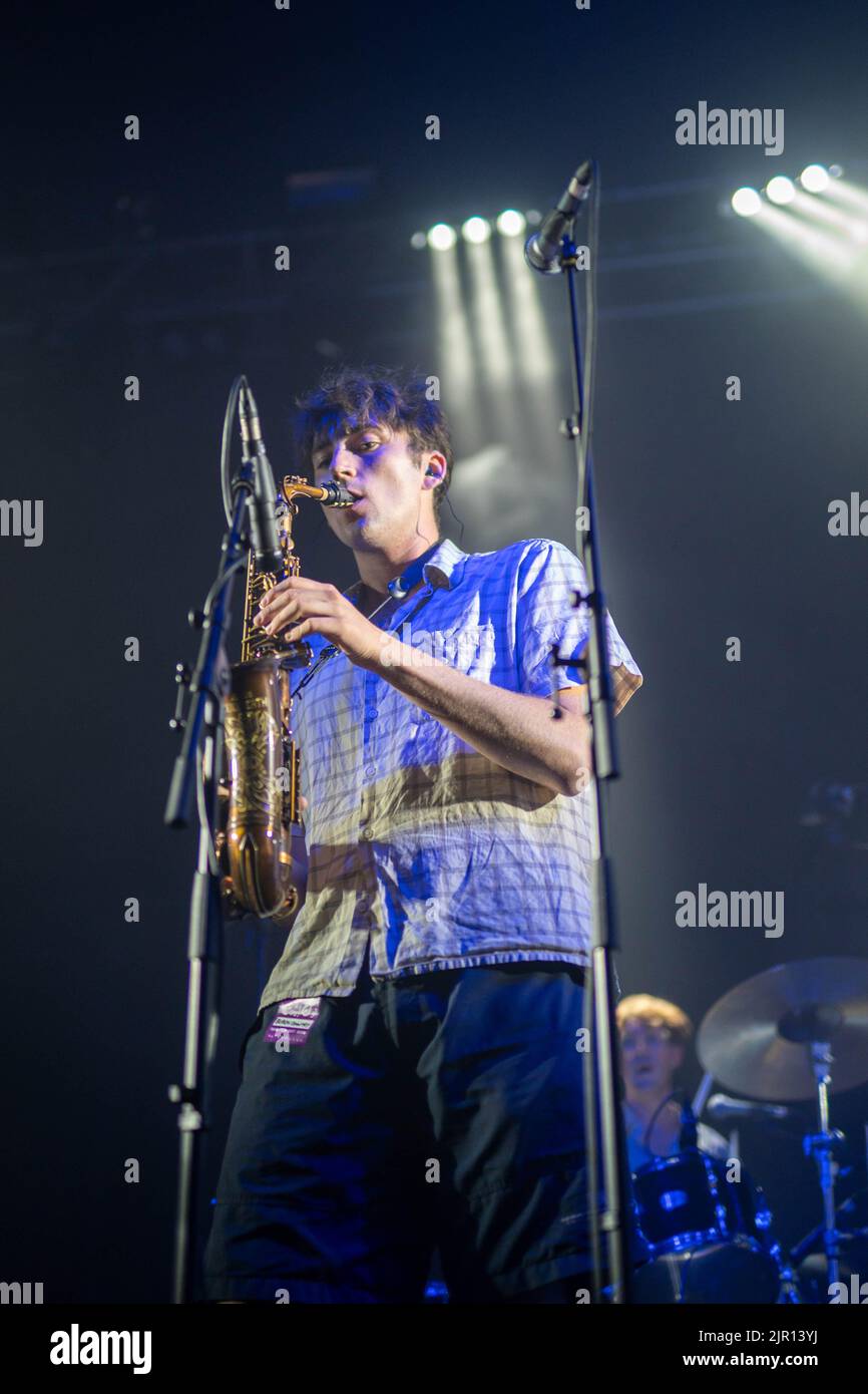 Glanusk Park, Regno Unito. Sabato, 20 agosto, 2022. Black Country, New Road che si esibisce al Green Man Festival 2022 di Glanusk Park, Brecon Beacons, Galles. Data foto: Sabato 20 agosto 2022. Il credito fotografico dovrebbe essere: Richard Gray/Alamy Live News Foto Stock