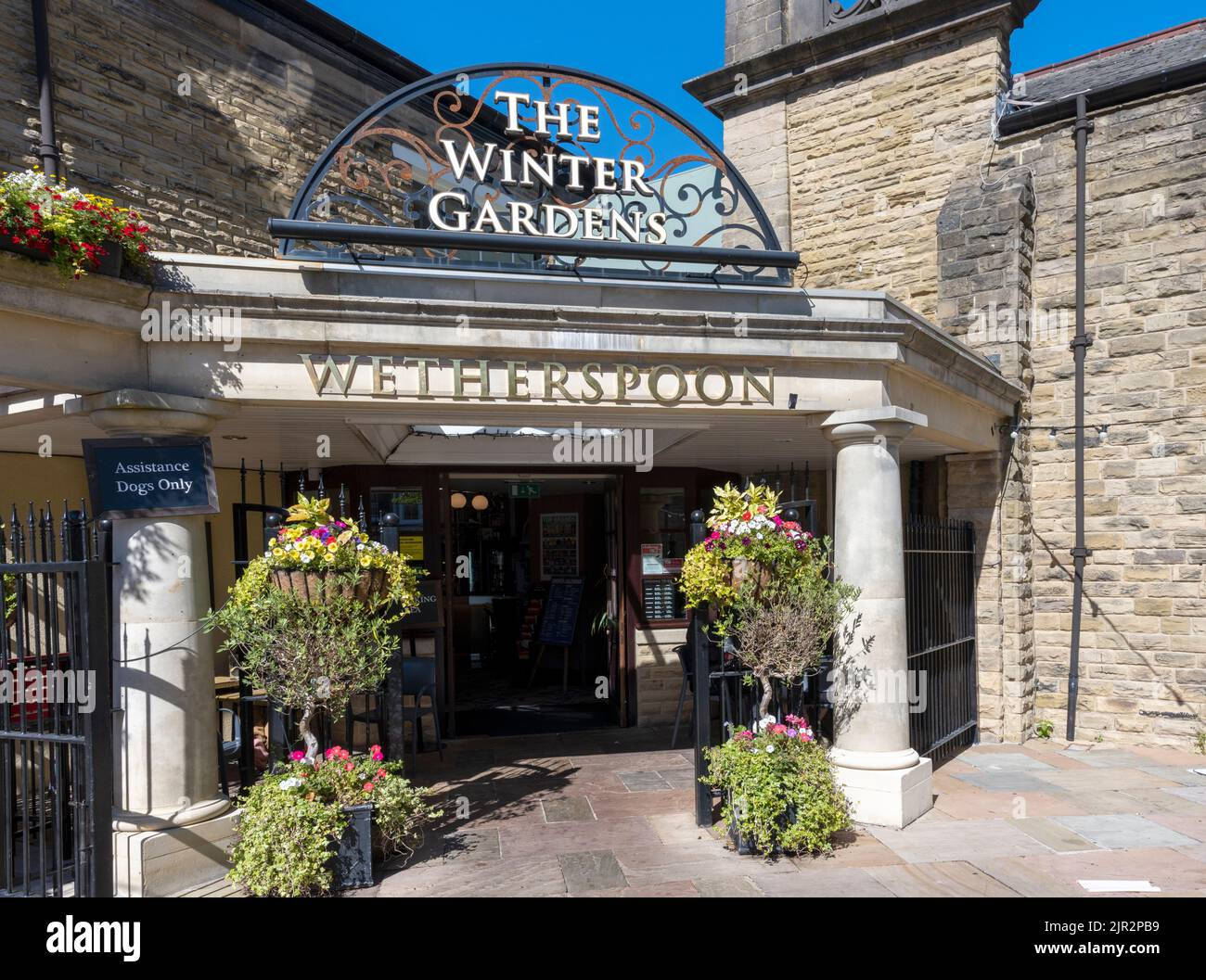 I giardini invernali - una casa pubblica Weatherspoon - unità 4, bagni reali, Parliament Street, Harrogate, Yorkshire, Inghilterra, Regno Unito Foto Stock