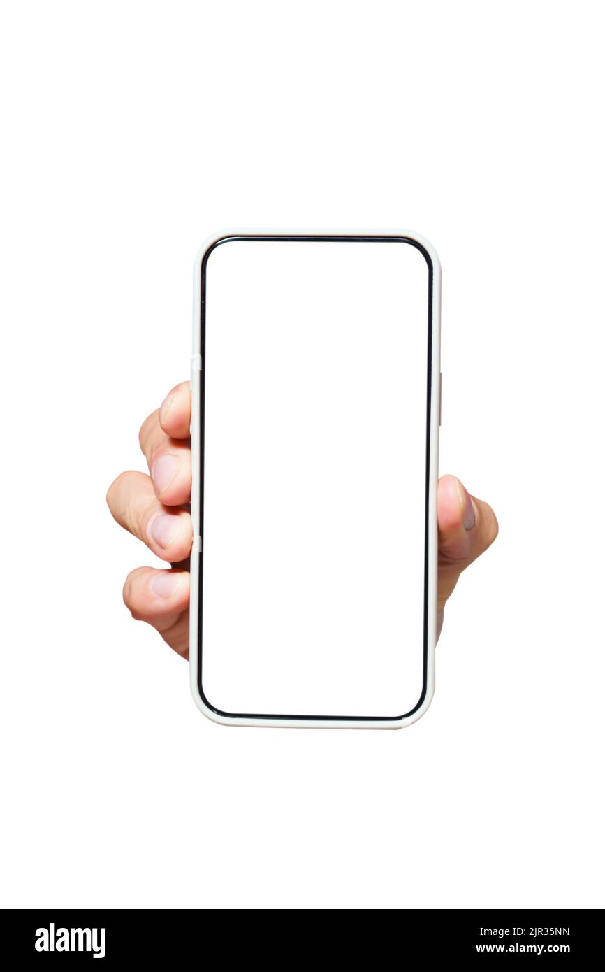 Smartphone moderno in custodia bianca in mano d'uomo con schermo bianco isolato su sfondo rosa. Concetto di design senza cornice per telefono cellulare per la pubblicità delle app mobili. Spazio di copia. Foto Stock