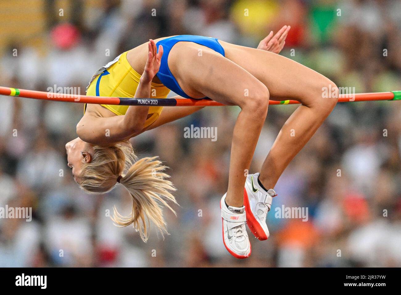 MUNCHEN, GERMANIA - 21 AGOSTO: Atleta in gara di salto alto femminile ai Campionati europei Monaco 2022 all'Olympiastadion il 21 agosto 2022 a Monaco, Germania (Foto di Andy Astfalck/BSR Agency) Foto Stock