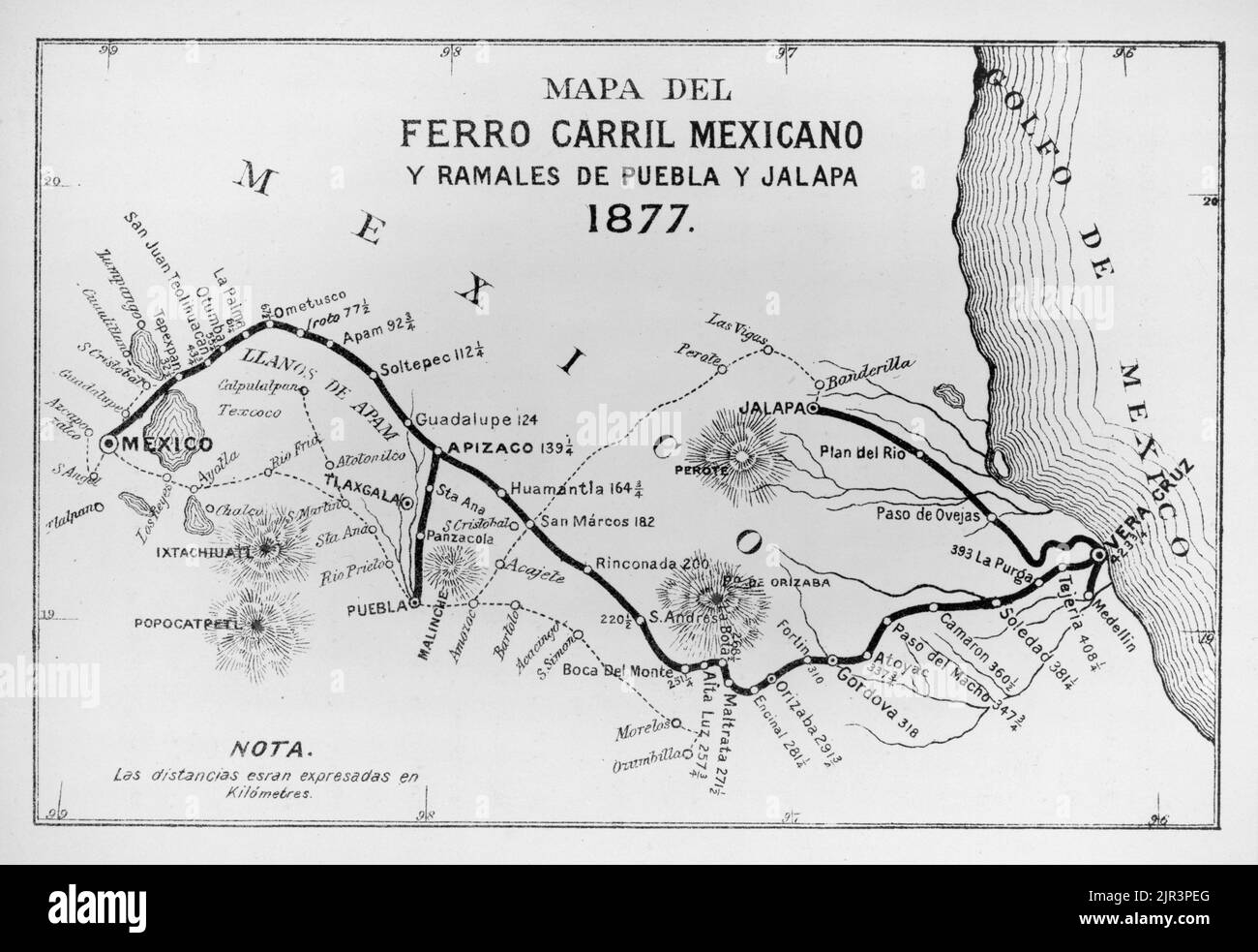 Mappa vintage 1877 che mostra la prima linea ferroviaria messicana da Città del Messico a Veracruz, con linee aggiuntive tra Apizaco e Puebla e tra Jalapa e Veracruz; include anche le località dei vulcani. Foto Stock