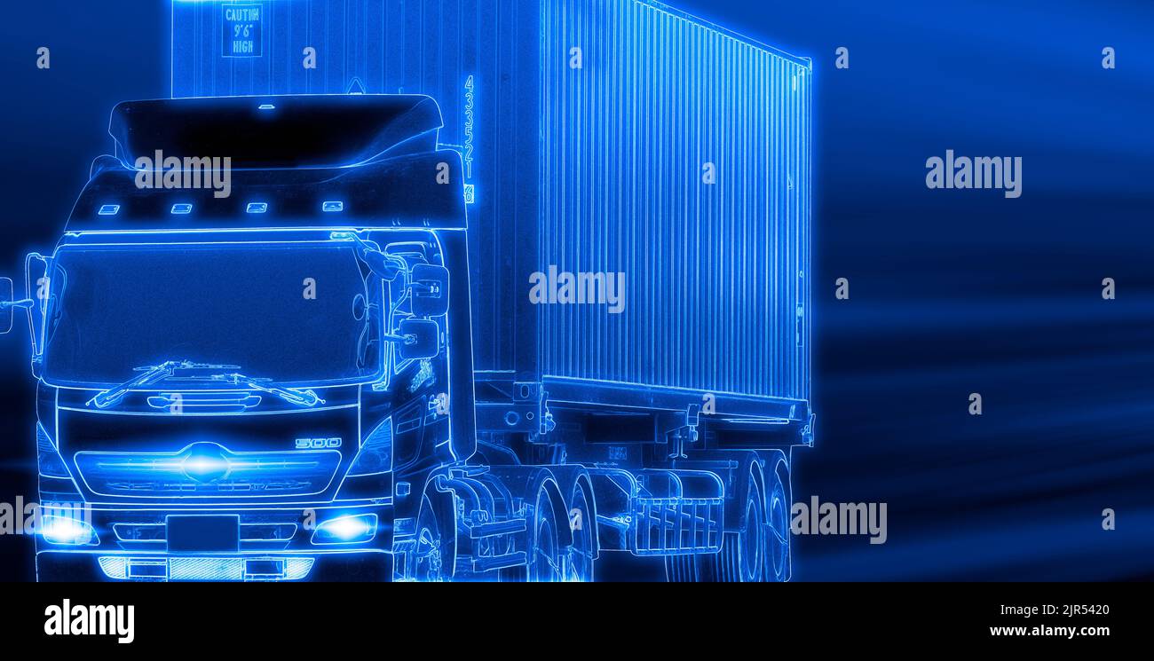 Camion a consegna rapida su sfondo blu scuro. Trasporto su autocarro. Contenitore semirimorchio. Industria logistica. Trasporto merci. Veicolo futuristico Foto Stock